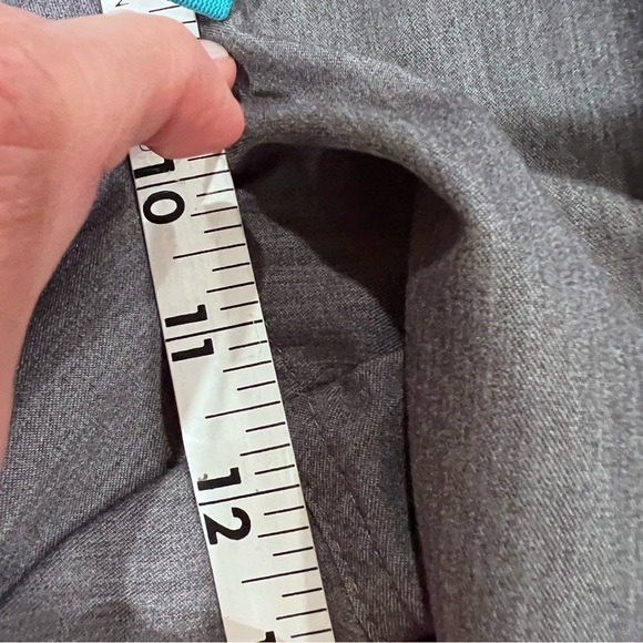 Figs Scrubs Gray Cargo Scrub Pants Size XL - Picture 8 of 10